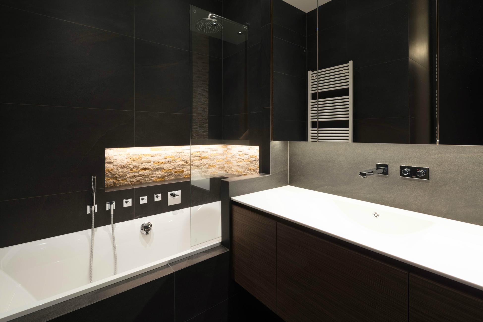 Salle de bain tendance Modern Design - Modern - Bathroom - Paris