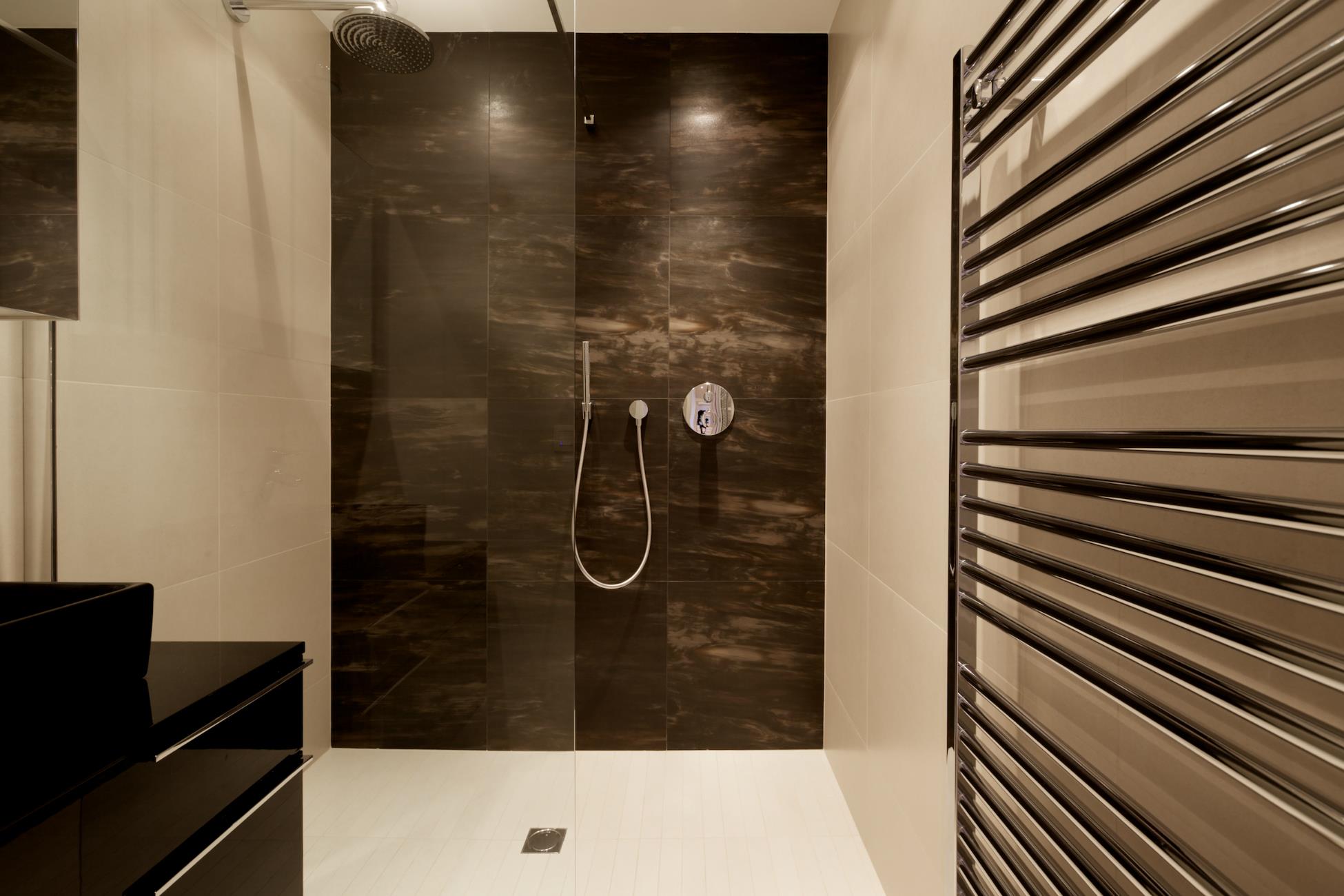 DOUCHE A L'ITALIENNE