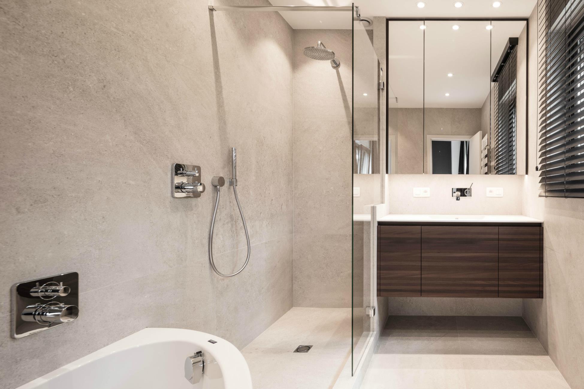 RENOVATION SALLE DE BAIN PETITE DIMENSION